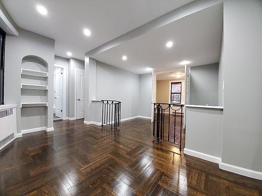 Foto principal - 2 bedroom in BRONX NY 10468