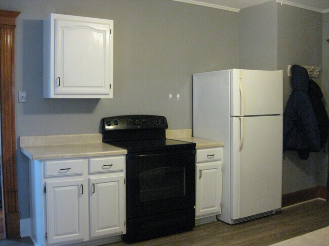 Kitchen - 154 Divinity St