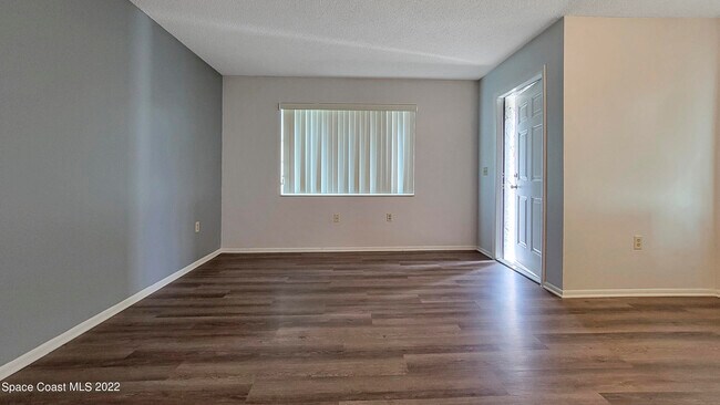 Foto del edificio - 1358 Westover St