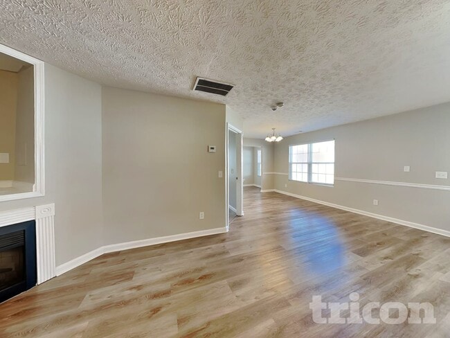 Building Photo - 10931 Cimmaron Ct