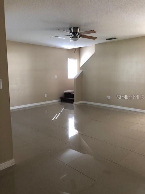 Foto del edificio - 8431 Hawbuck St