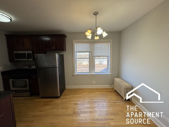 Building Photo - 4564 W George St