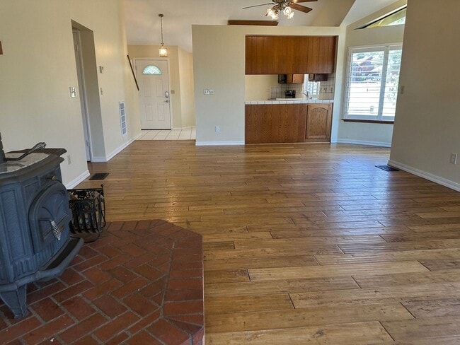 Foto del edificio - COMING SOON!