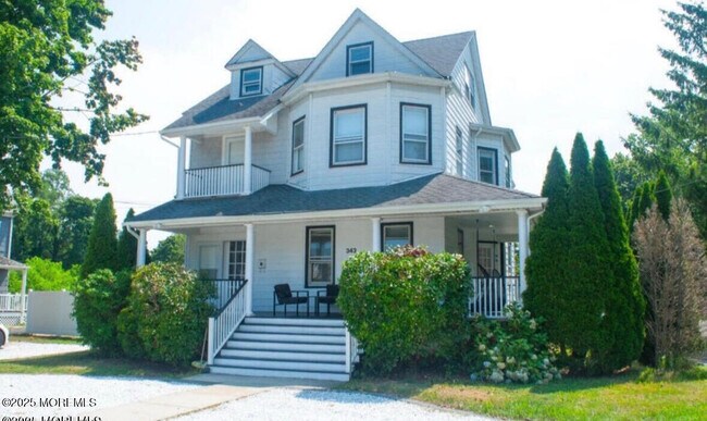 Building Photo - 343 Norwood Ave