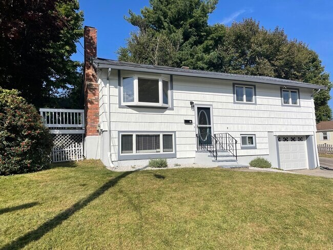 Building Photo - 15 Marlton Dr