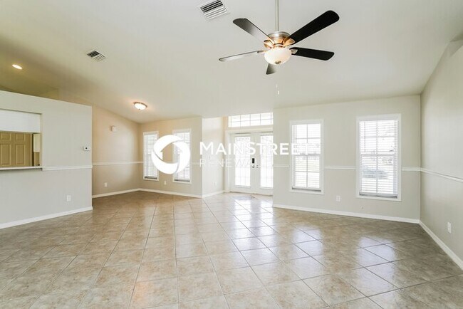 Building Photo - 3 Bedroom Pet-Friendly Home in Cape Coral, FL with Main Street Renewal