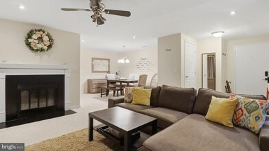 Building Photo - 13201 Chalet Pl