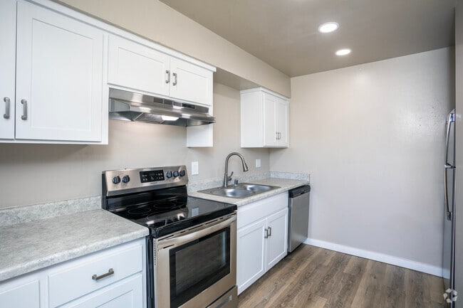 2BR, 1BA - 840SF - Kitchen - Cedar Apartments