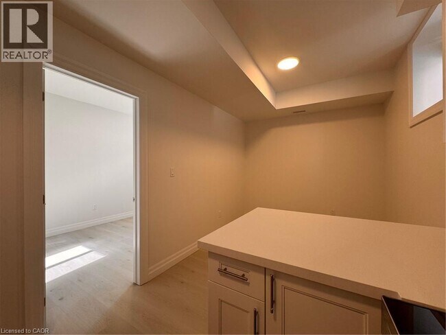 Photo du bâtiment - 62 Gage Ave