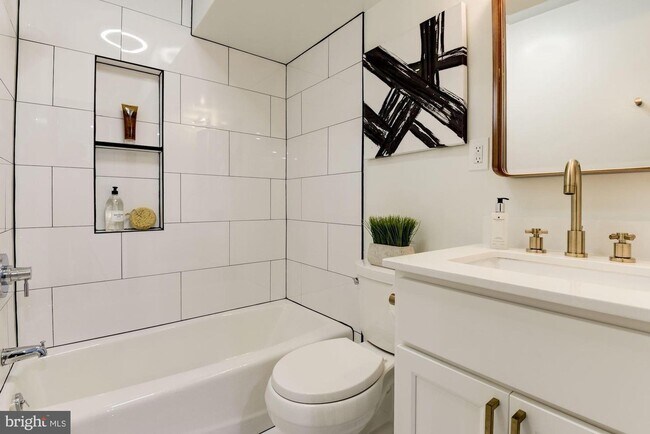 Sistema de sonido Bluetooth incorporado a prueba de agua - 1808 Benning Rd NE