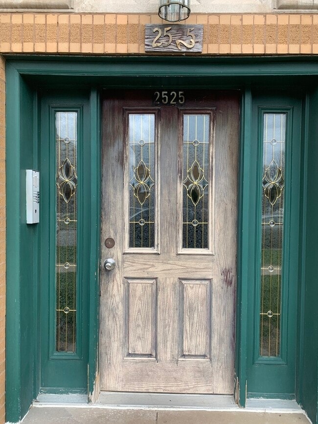 Foto del edificio - 2525 N 72nd Ct