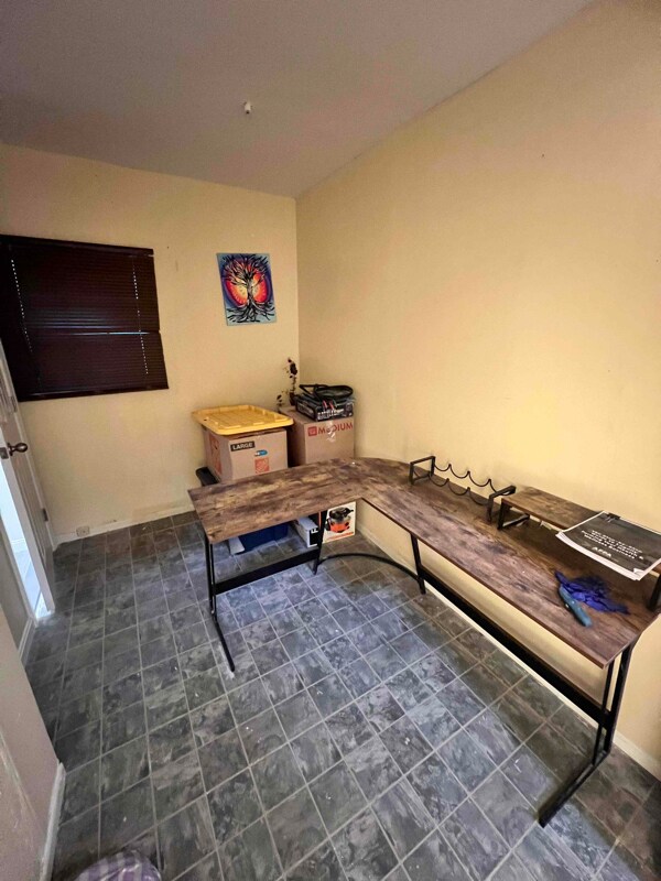 Foto del edificio - 4400 Twin Oak Ct