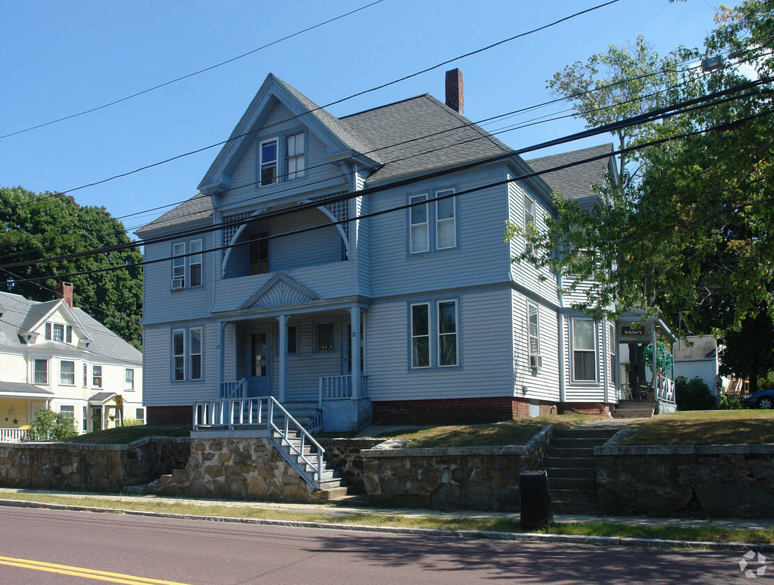 Building Photo - 46-48 Sparhawk St