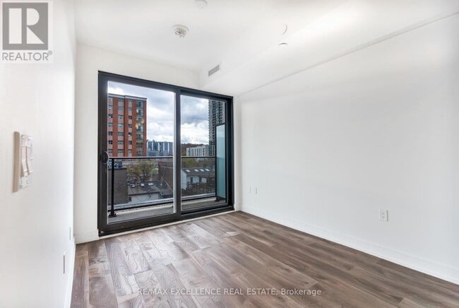 Building Photo - 1 Jarvis St