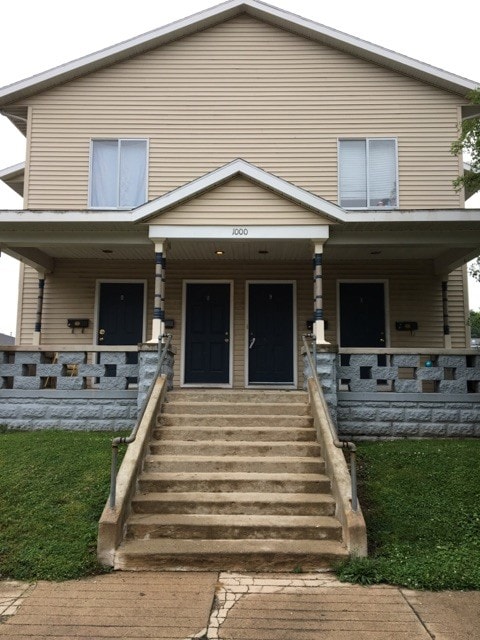Building Photo - 1000 Heath St