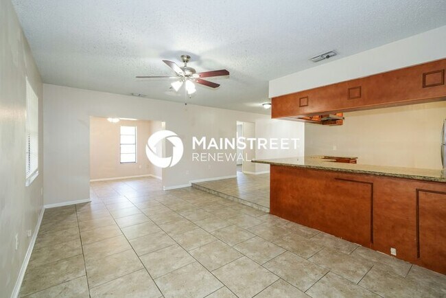 Foto del edificio - 3 Bedroom Pet-Friendly Home in Tampa, FL w...