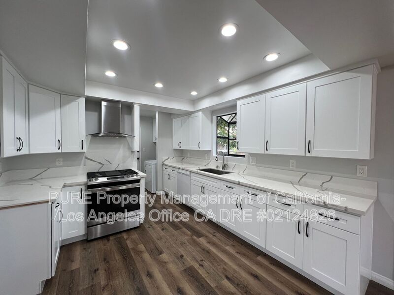 Photo - 3831 W 182nd Street