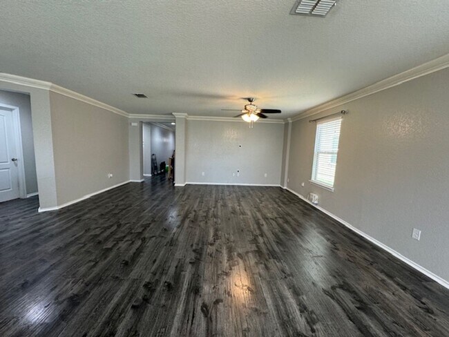 Building Photo - Coming soon... Move in May 8th, 2026