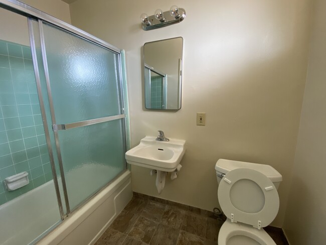 #14 bathroom - 1030 West Olive Ave