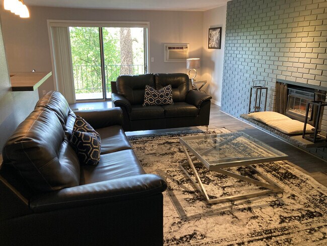 Furnishing provided, optional - 200 Burnham Rd