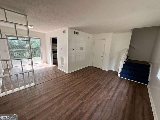 Foto del edificio - 1071 Laurel Ln NW