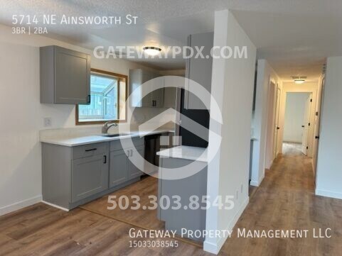 Foto del edificio - 5714 NE Ainsworth St