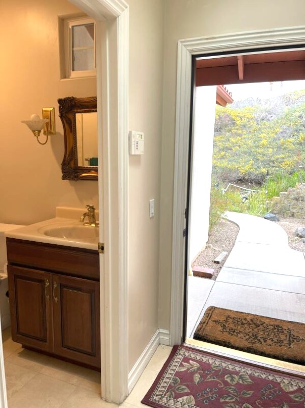 Foto del edificio - 6733 Corintia St