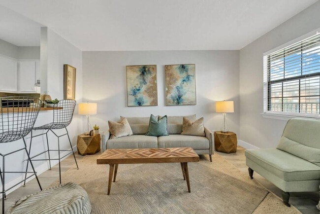 Building Photo - 312 Bream Ave