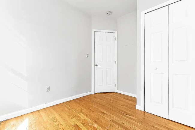 Building Photo - 101 Delancey St