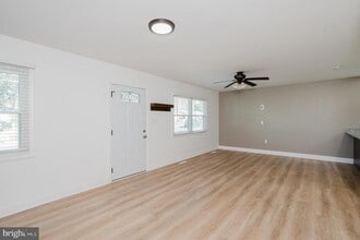 Building Photo - 630 Sequoia Dr