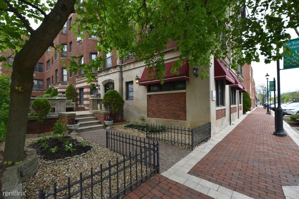Primary Photo - 373 Hazel Ave