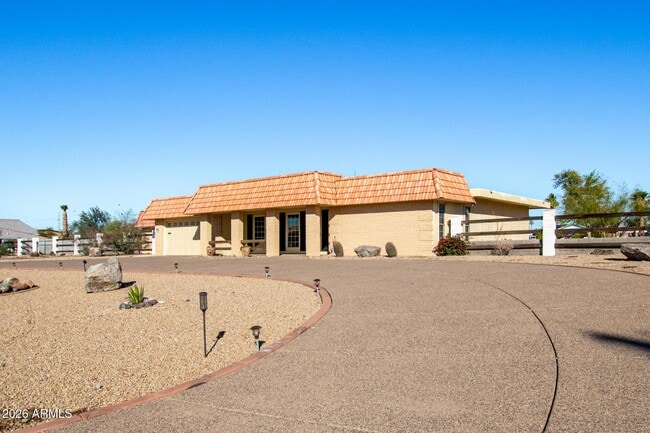 Building Photo - 11118 W Mountain View Rd