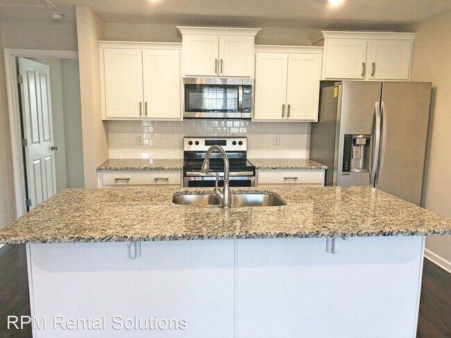 Foto del edificio - 2 br, 2.5 bath House - 2034 Middle Tenness...