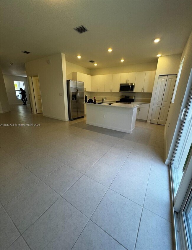 Foto del edificio - 132 SW 184th Way