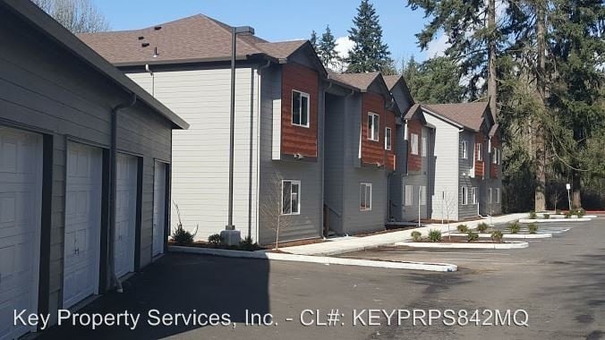 Primary Photo - 4705 NE Leverich Park Way