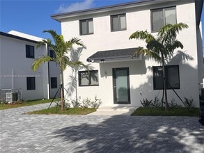 Building Photo - 21226 SW 119th Ave
