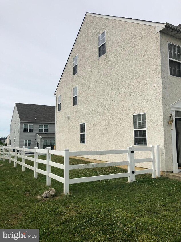 338 Wilmore Dr, Middletown, DE 19709 Townhome Rentals in Middletown DE