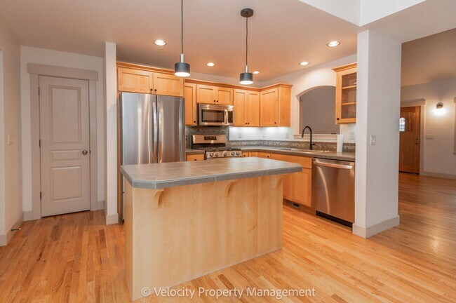 Foto del edificio - Charming Home in the heart of Northwest Crossing!