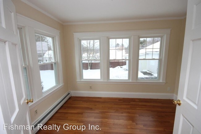 Building Photo - 4 br, 2 bath House - 67 Farnham St
