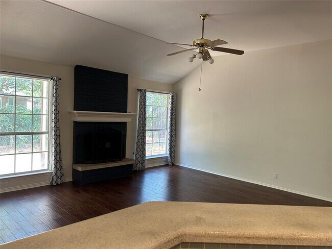 Building Photo - 9103 Brimstone Ln