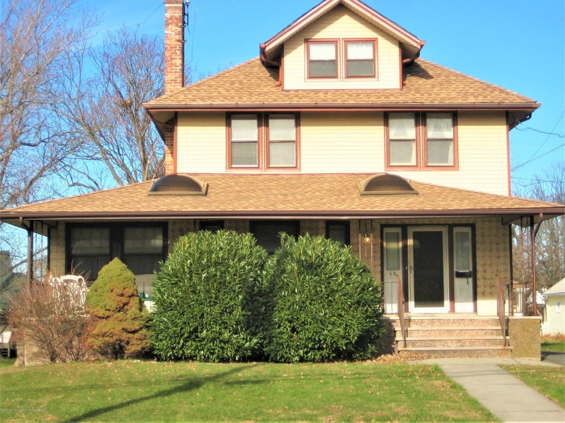 Primary Photo - 59 Pavilion Ave