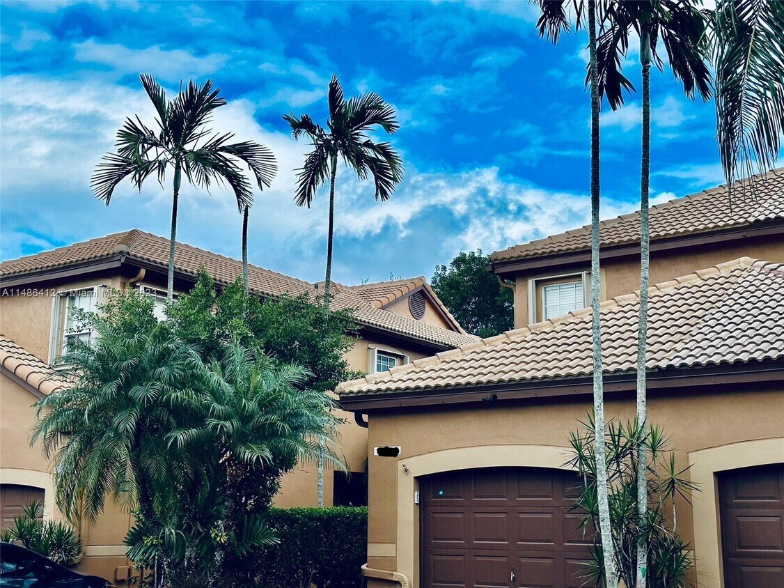 1543 Barcelona Way, Weston, FL 33327 Townhome Rentals in Weston FL