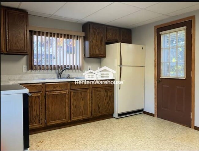 Building Photo - S504 Newman Ave