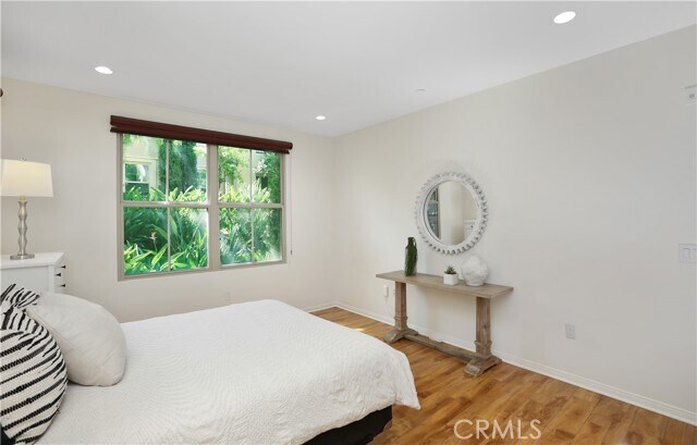 Building Photo - 70 Overbrook