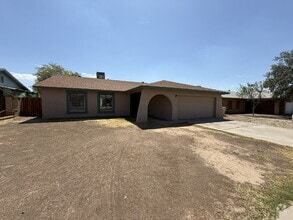 Building Photo - 5035 N 70th Ave