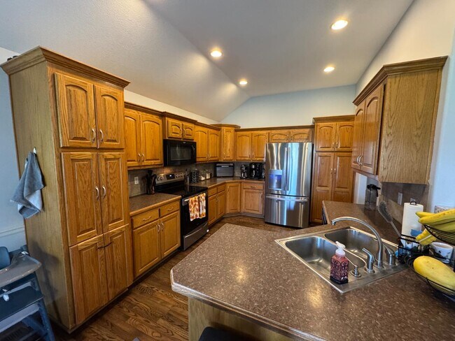 Foto del edificio - 1380 Stonecreek Dr