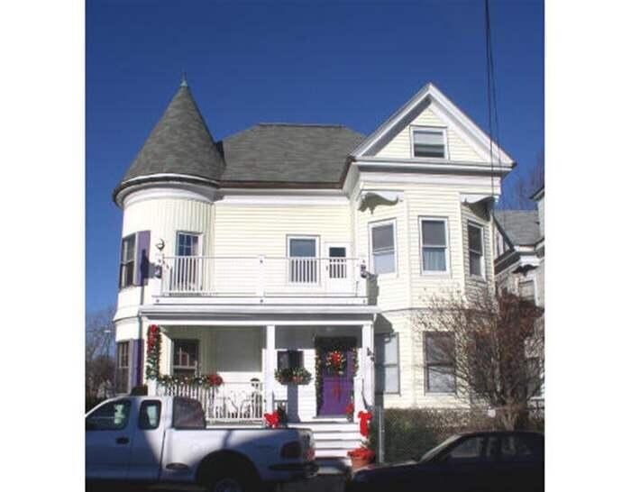 Foto principal - 175 Amory St