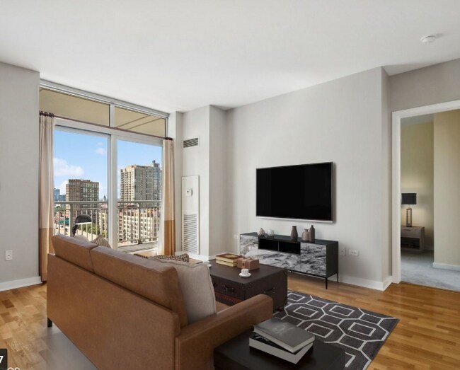 Foto del edificio - 330 W Grand Ave
