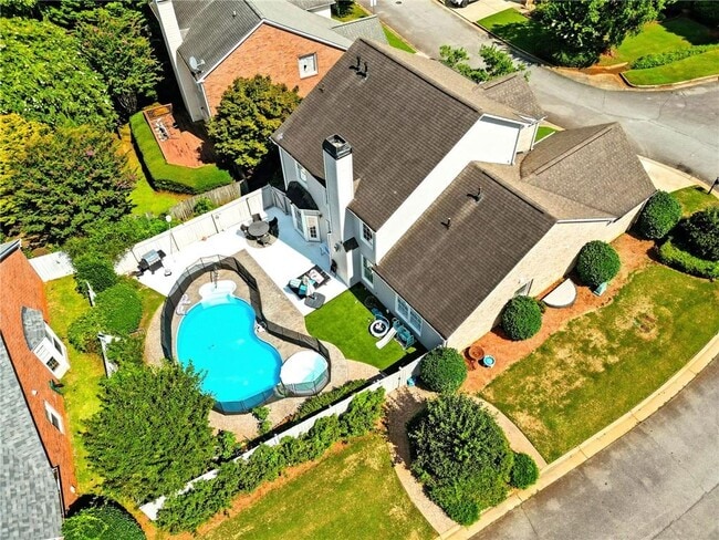 Building Photo - 3966 Kendall Cove