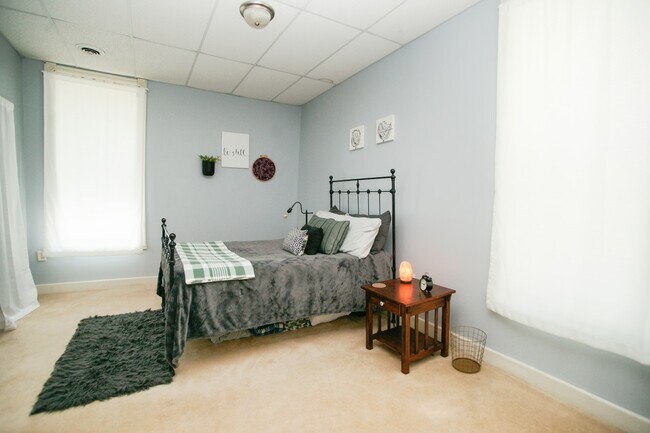 Foto del edificio - 704 N 3rd St